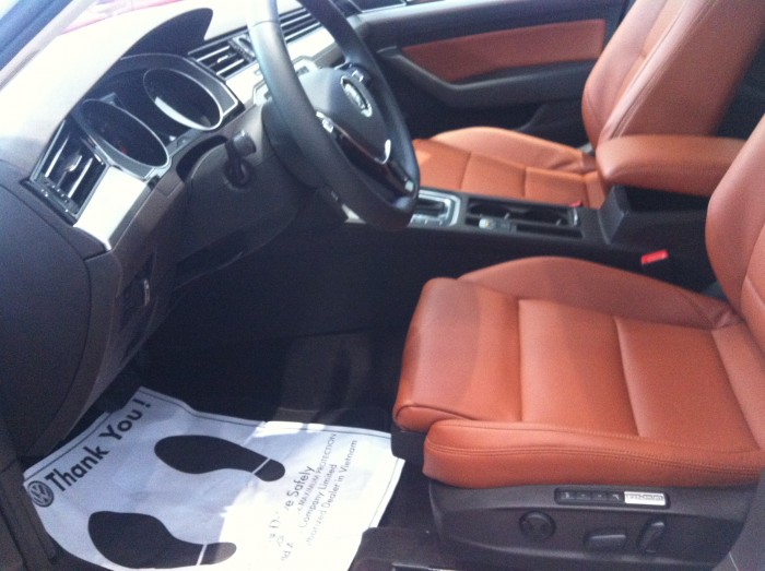 Đẳng cấp số 1 Châu Âu Volkswagen xâm nhập thị trường Việt Nam, VW PASSAT 1.8L ưu đãi 50 triệu tặng dán phim 3M