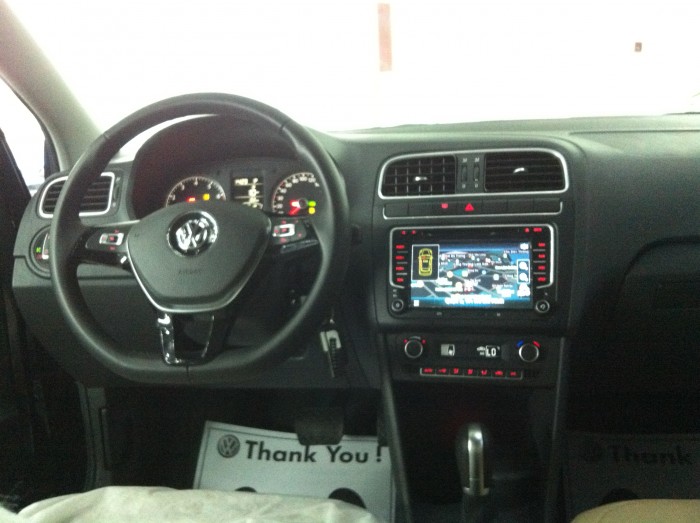 Đẳng cấp Châu Âu Volkswagen POLO 1.6 ưu đãi 30tr+ 1 năm bảo dưỡng+ dán phim 3M.