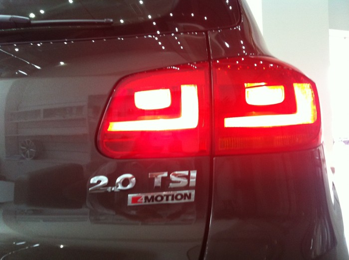 Dòng SUV cao cấp Volkswagen Tiguan 2.0 nhanh tay sở hữu để nhận ưu đãi 30tr tặng bảo dưỡng và dán phim 3M