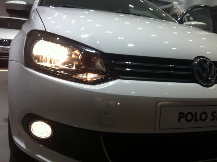 Cảm giác lái chắc chắn, vận hành mạnh mẽ VW POLO 1.6 ưu đãi 30tr tặng dán phim và bảo dưỡng
