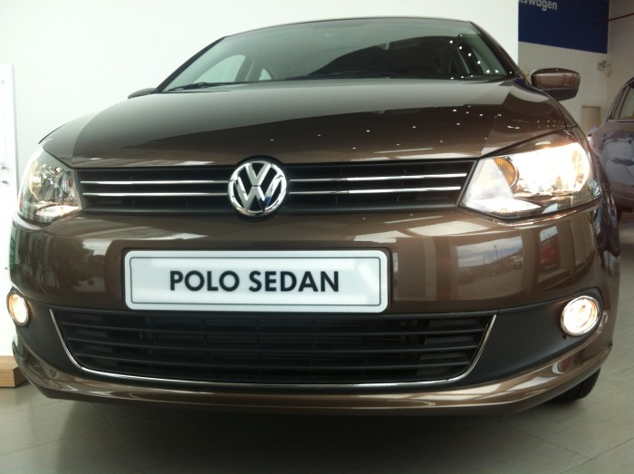 Xe Đức mạnh mẽ chăc chắn nhập khẩu VW Polo 1.6 tặng 30tr, bảo dưỡng, 3M