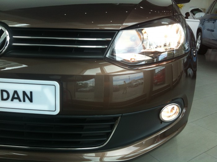 Xe Đức mạnh mẽ chăc chắn nhập khẩu VW Polo 1.6 tặng 30tr, bảo dưỡng, 3M
