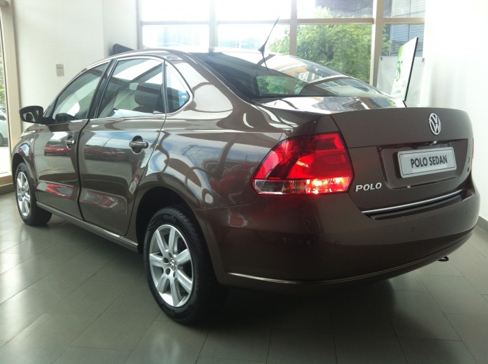 Xe Đức mạnh mẽ chăc chắn nhập khẩu VW Polo 1.6 tặng 30tr, bảo dưỡng, 3M