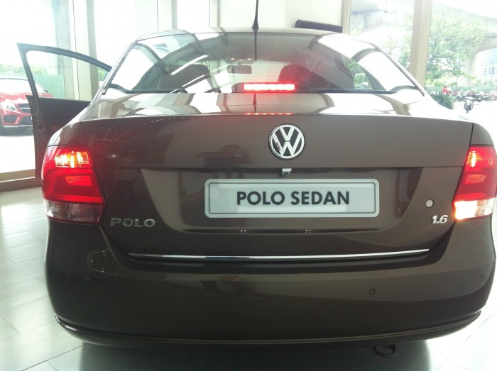 Xe Đức mạnh mẽ chăc chắn nhập khẩu VW Polo 1.6 tặng 30tr, bảo dưỡng, 3M
