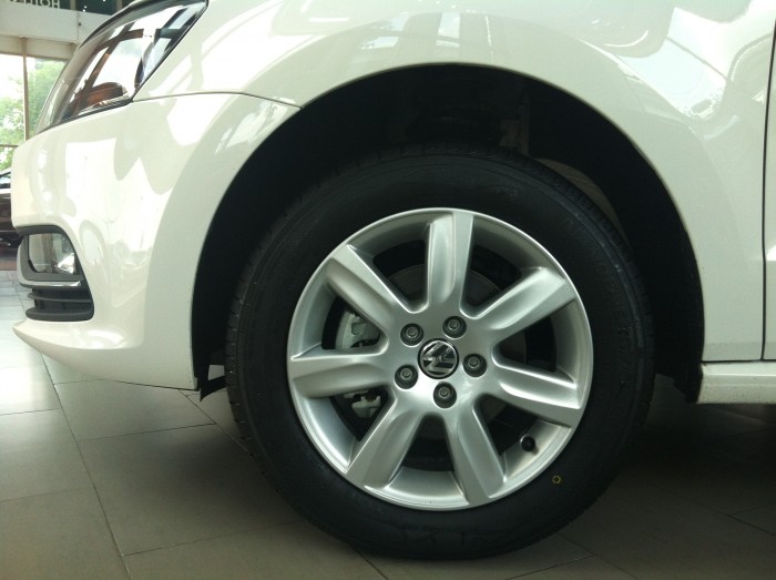 Sự lựa chọn số 1 cho phân khúc Hatchback xe nhỏ VW Polo 1.6L nhập khẩu Đức tặng 20tr