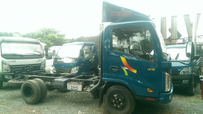 Veam VT252 2tấn4 + tặng mui lướt gió
