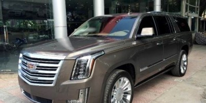 Cadilac Escalade ESV Platinum 2016 màu đồng giá tốt