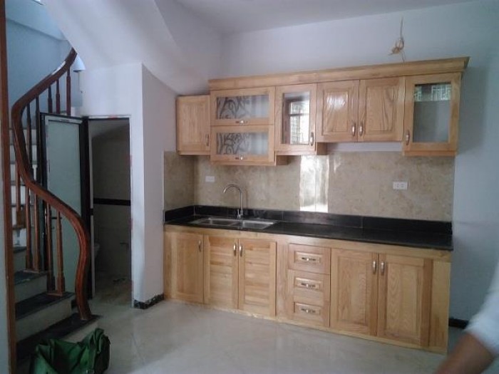 Bán nhà đẹp ngõ Phố Cự Lộc, Nguyễn Trãi Dt 40m2x5t nhà 2 mặt thoáng Giá 3.8 tỷ