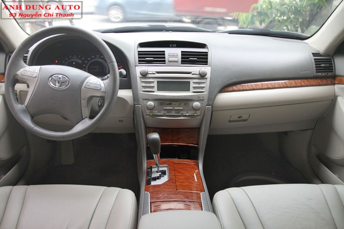 Toyota Camry 2.4G-670tr