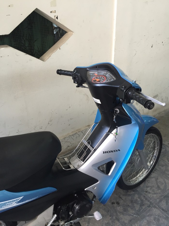 Wave A 29X7-30285 màu xanh đen bạc, dung tích 100cc, đk 2016.