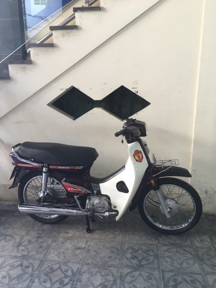 Dream Thái 29R6-5590 màu nâu, dung tích 100cc