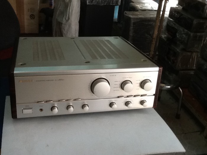 Bán chuyên Ampli sansui 707kx hàng bải,đẹp long lanh .