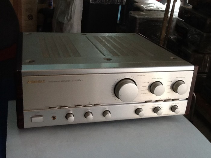 Bán chuyên Ampli sansui 707kx hàng bải,đẹp long lanh .