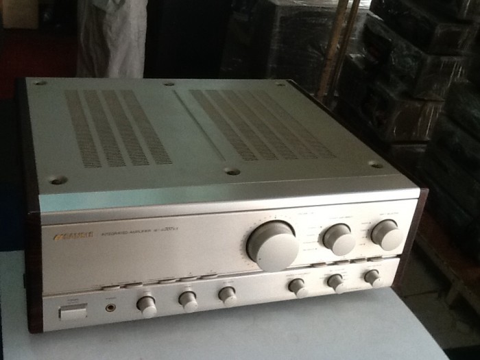 Bán chuyên Ampli sansui 707kx hàng bải,đẹp long lanh .