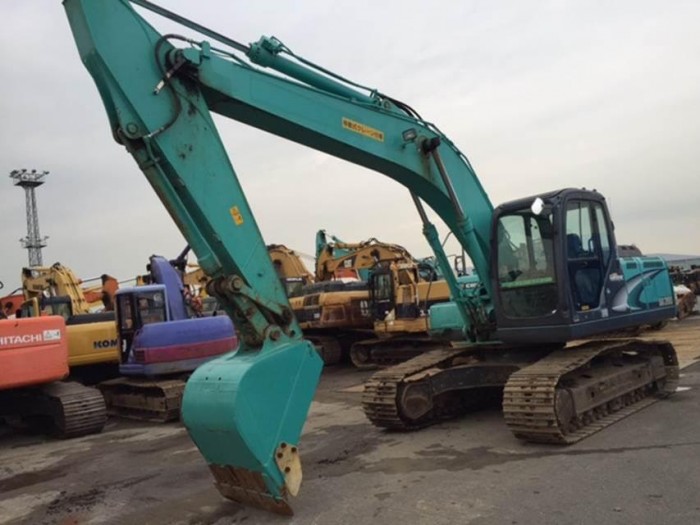 Bán máy xúc đào Kobelco SK200-8