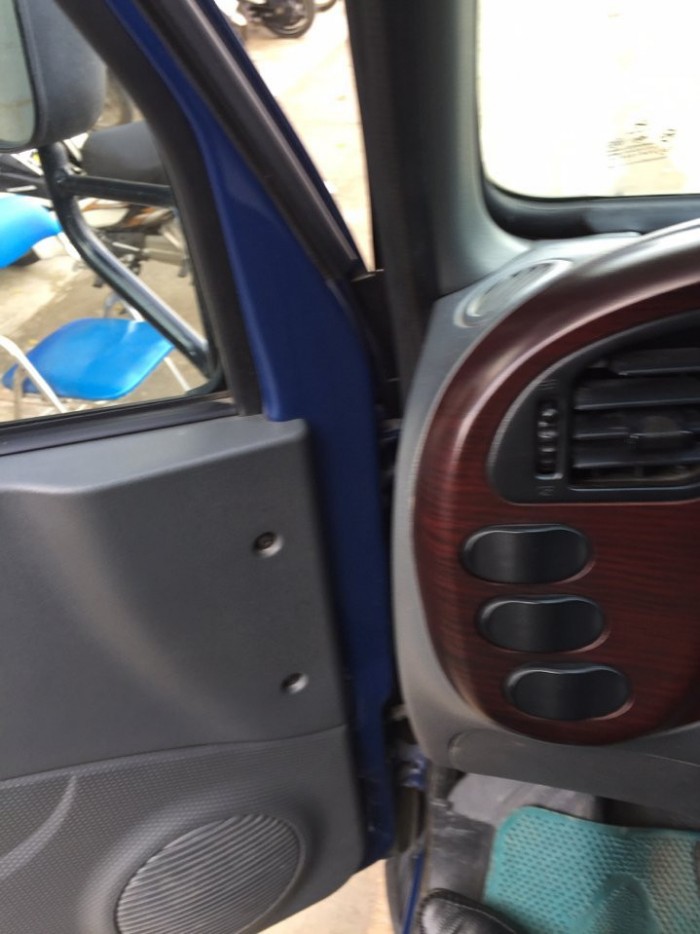 Hyundai hd65, thùng bạt, 2015, xe vào tp ban ngày.