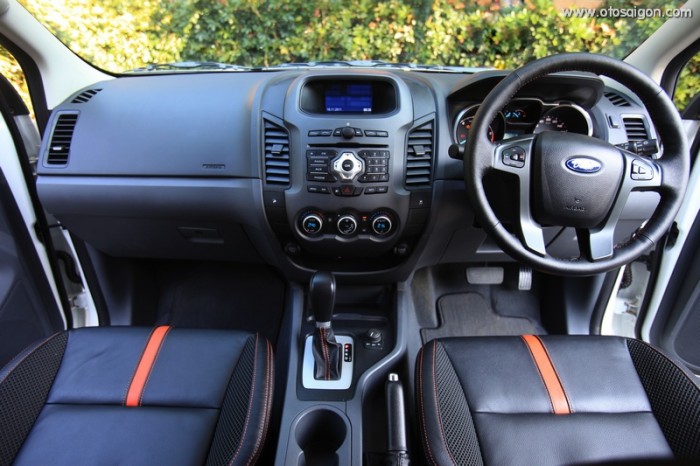 Ford Ranger Wildtrak 2.0 AT, Bán tải chưa bao giờ hết nóng trên thị trường