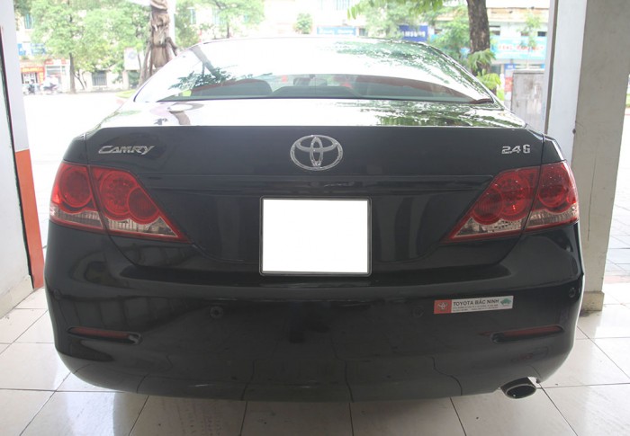 Toyota Camry 2.4G 2007 bản đen cho doanh nhân, đang có mức giá tốt