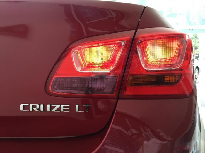 CHEVROLET CRUZE 1.6 GIÁ TỐT, GIẢM GIÁ TRỰC TIẾP.