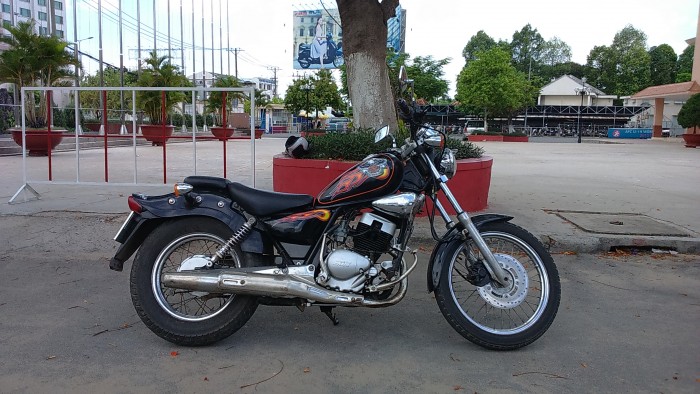 Ra đi xe moto husky 150cc độ dáng rebell cổ điển  Minhman  MBN135389   0908544506
