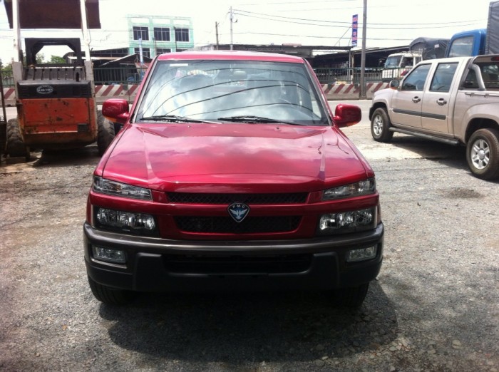 Xe bán tải công nghệ isuzu, giảm gía đến 70 triệu, bảo hành 2 năm