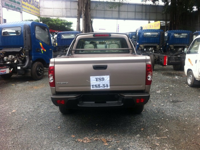 Xe bán tải công nghệ isuzu, giảm gía đến 70 triệu, bảo hành 2 năm