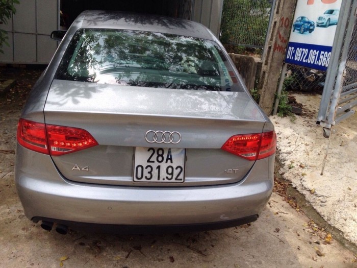 Cần bán xe ôtô Audi đời 2010 chính chủ màu xám