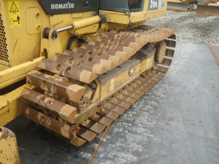 Bán máy ủi KOMATSU D31PX-21