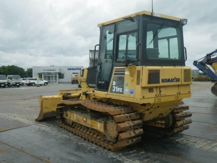 Bán máy ủi KOMATSU D31PX-21