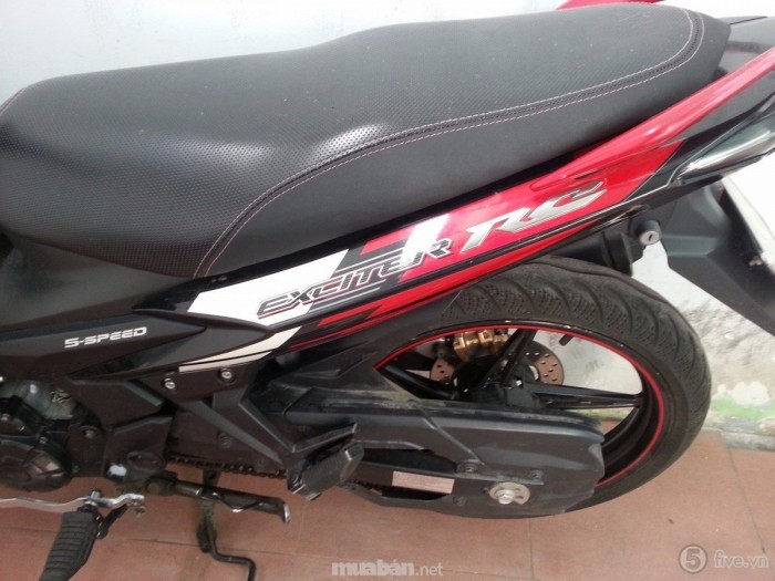 Cần bán xe yamaha exciter 135cc màu đen