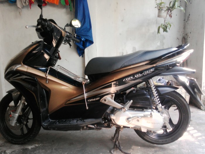 Cần bán xe AB 2012 màu đen-vàng.BSTP