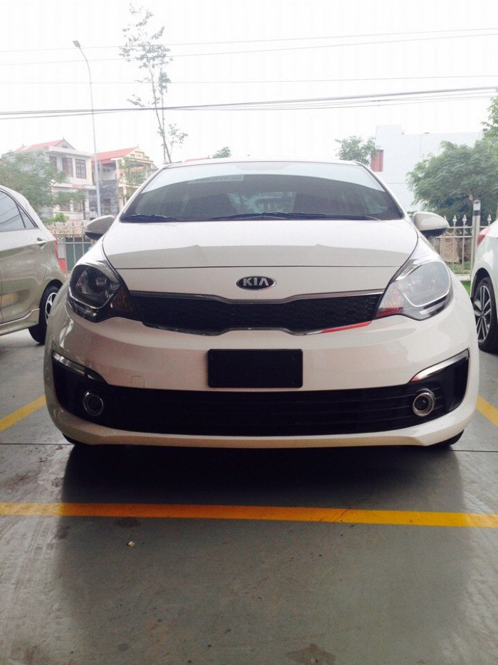 Kia Rio Giá Sốc Chỉ 299 Triệu Đồng