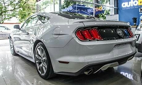 Ford Mustang 5.0L 2015 nhập Mỹ