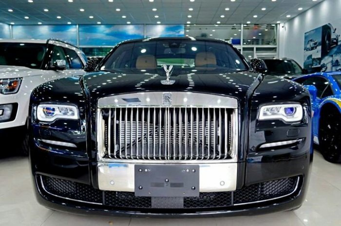 Rolls Royce Ghost 6.6L V12 Twin Turbo Model 2015