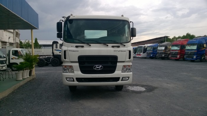 Bán xe Hyundai HD320 máy cơ, xe chassis đóng cẩu, đóng bồn chở xăng dầu