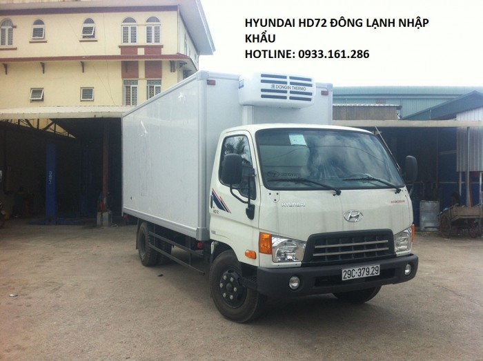 Bán xe tải Hyundai Đồng vàng HD700 thùng bạt, thùng kín inox