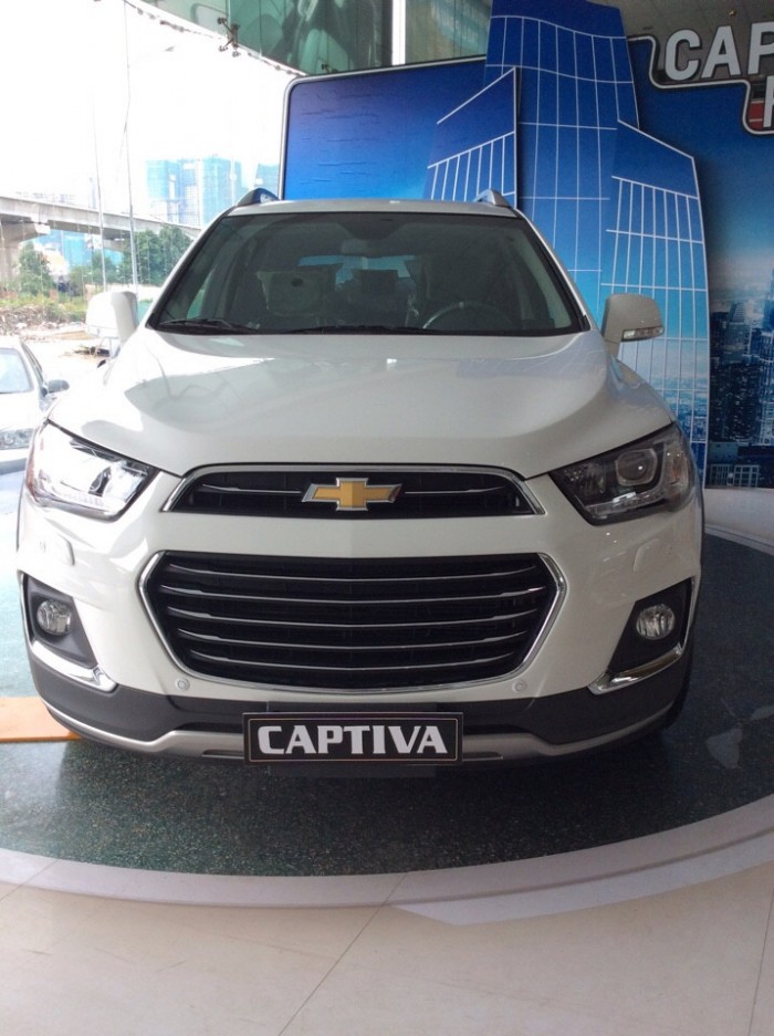 Chevrolet Captiva Revv_Giá 879tr màu trắng_Gọi để được lái và cảm nhận xe ngay