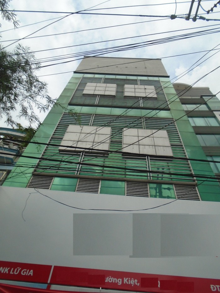 Tòa nhà CT đường Lý Thường Kiệt, 6x24m, 3 lầu, quận Tân Bình