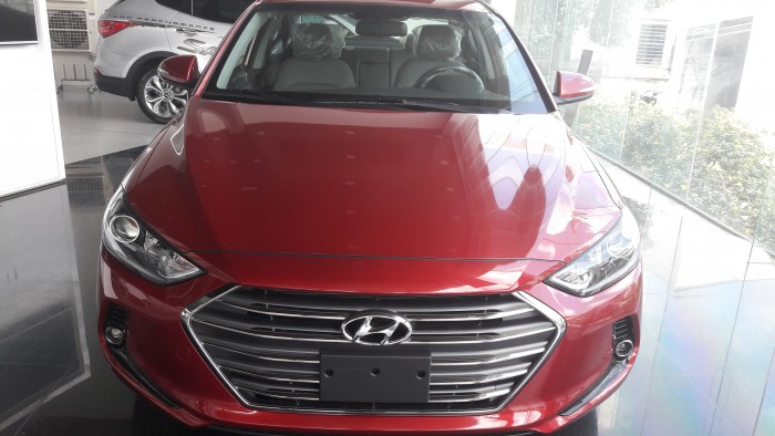 Bán Hyundai Elantra 2016 1.6AT đỏ, xe giao ngay, hỗ trợ tối đa