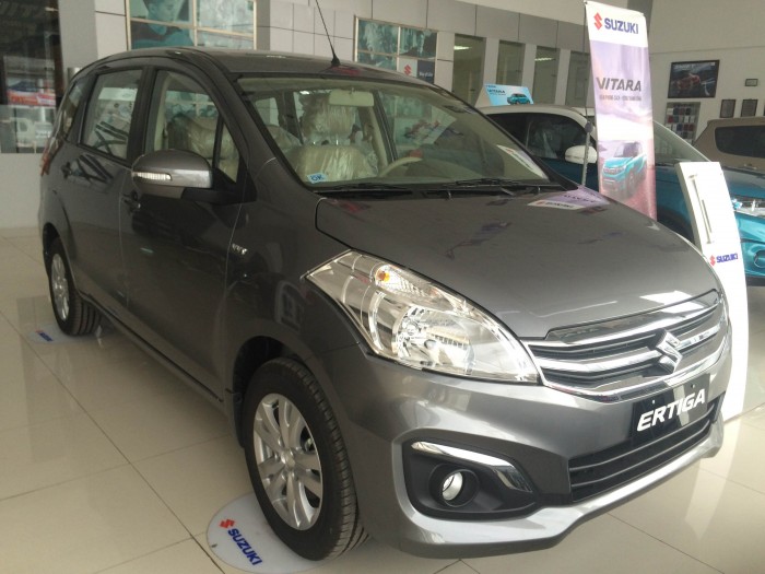 Suzuki ertiga 2016 giá khuyến mãi lớn trong tháng 10