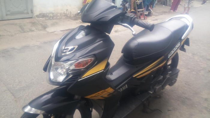 Nouvo 3 màu vàng đen số 70l5 38833 máy zin đời cao 08