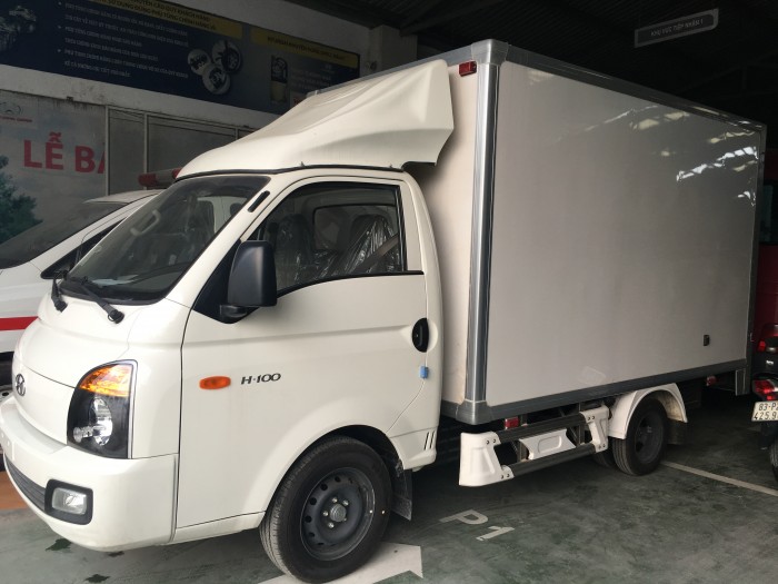 Bán xe tải Hyundai 1,5 tấn H150 giá Khuyến Mãi Khủng Tháng 4