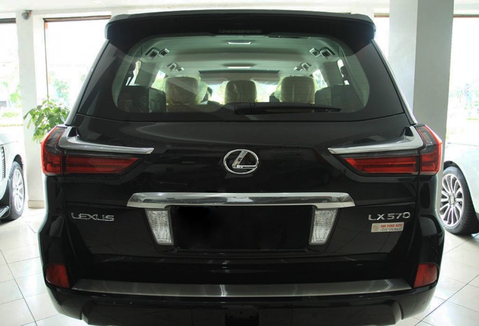 Lexus LX 570 5.7L V8 Full Options ( 2016 )-305000$