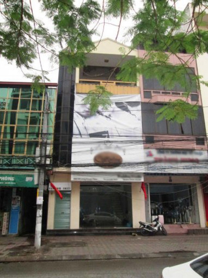 Bán gấp nhà mặt phố Nguyễn Chí Thanh 50m x 4 tầng, mt 4.5, giá 12.4 tỷ, kinh doanh