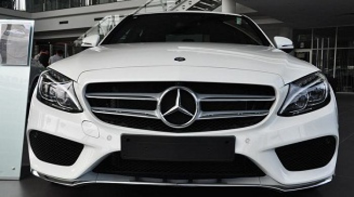 Mercedes C300 AMG 2016 màu trắng nội thất đỏ cực hiếm, giao ngay - Bùi ...