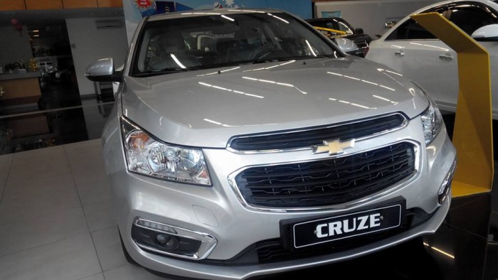 Xe 5 chỗ Chevrolet Cruze 1.6LT sx 2016 khuyến mãi Hot gọi ngay