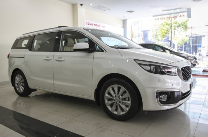 Kia sedona máy dầu cao cấp giá rẻ