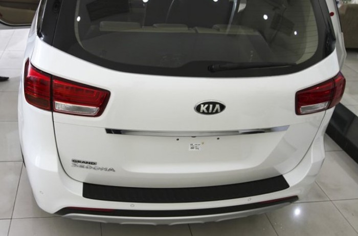 Kia sedona máy dầu cao cấp giá rẻ