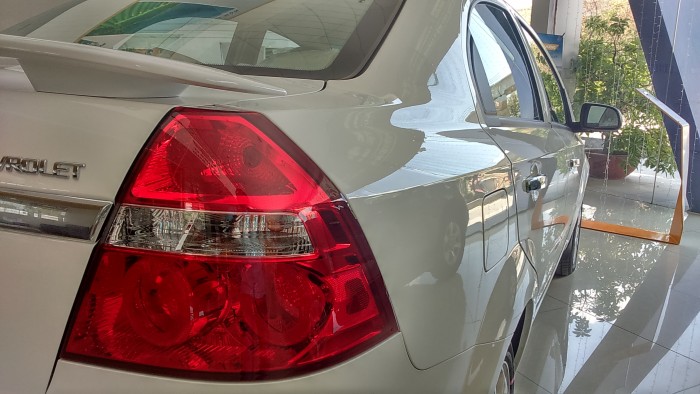 Chevrolet aveo nội thất rộng rãi, giá đặc biệt, cạnh tranh cao.