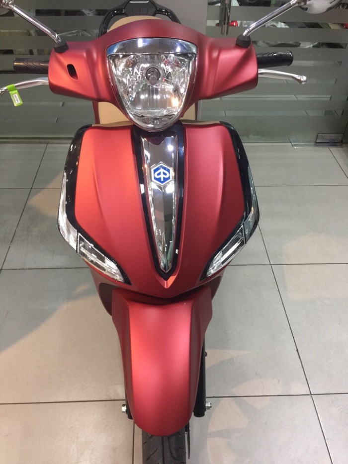 Khuyến Mãi Khi Mua Vespa Sprint Abs